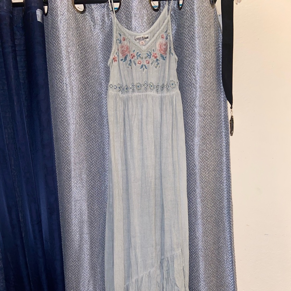 Knox Rose Long Embroidered Sage Green Dress